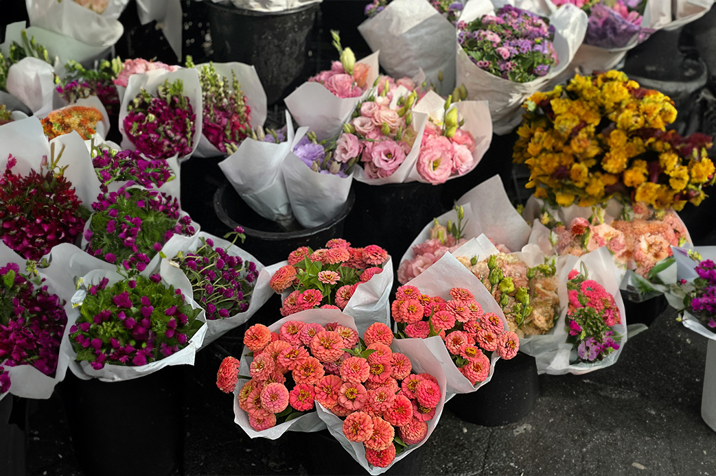 KR Floral Market in Bangalore